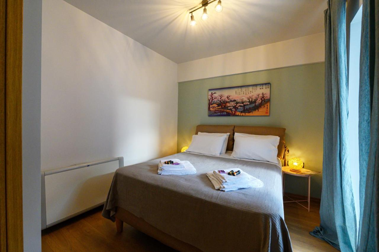 Plato 42 Apartment Каламата Екстериор снимка